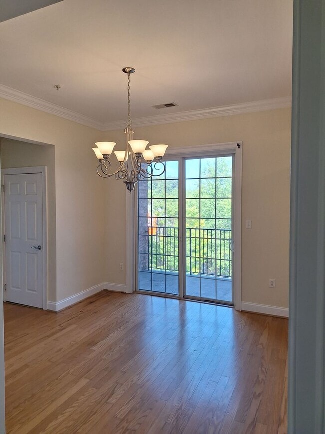 Photo - 3 bedroom/2bathroom - Bennington on the Park Unidad 101