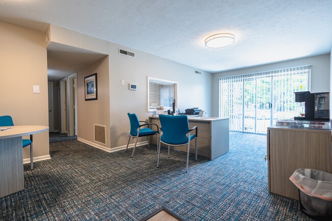 Leasing Office