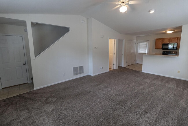 Photo - 3306 E St Charles Rd