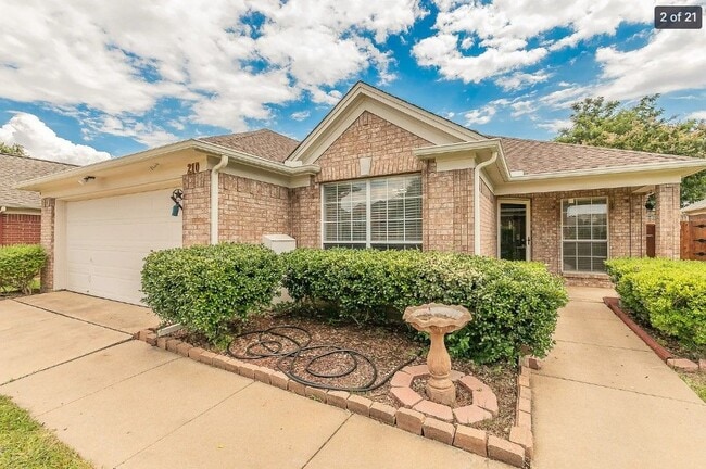 Photo - 210 Madisson Dr