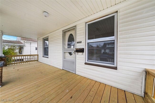 Photo - 4802 Gifford Ave