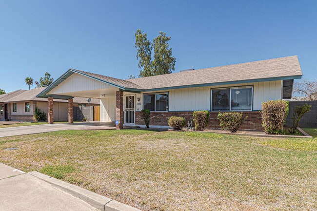 Photo - 1432 S Oracle