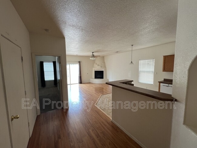 Photo - 2605 Sarita Ave NW