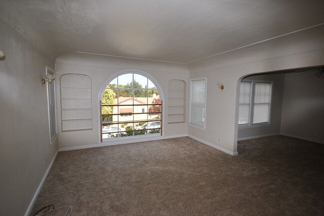 Photo - Beautiful and Charming 3 Bedroom 2 Bath Home in Vallejo with Views!