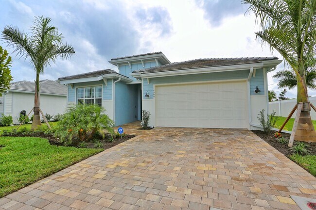 Photo - **Brand New, Bright & Beautiful Bonita Spr...