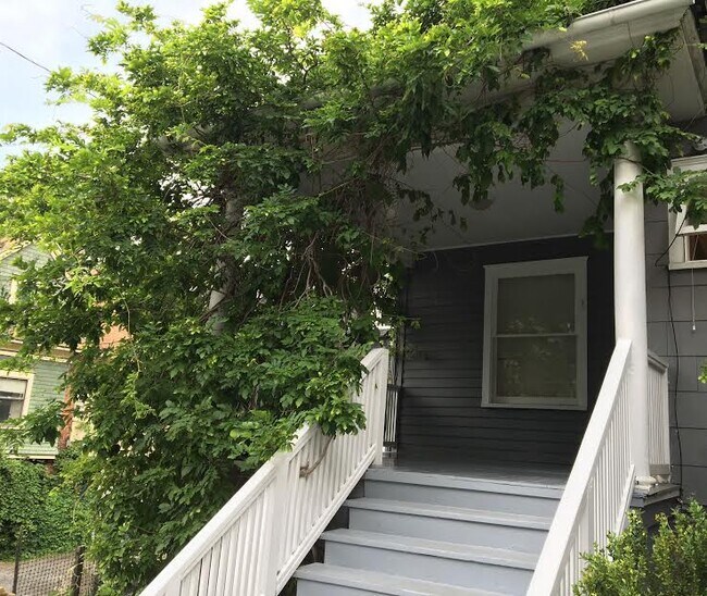 Photo - 208 Williams St Unit 3