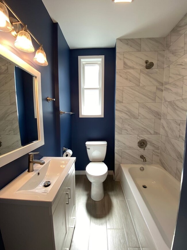 Photo - Avondale Three Bedroom! Unit 2