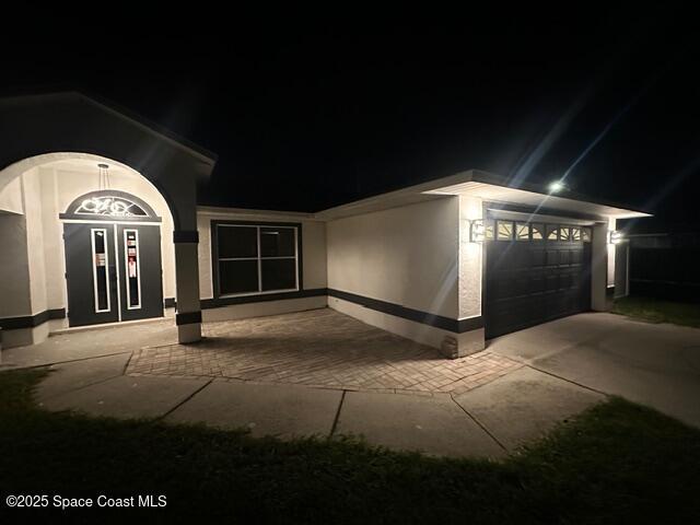 Photo - 300 Island Oaks Pl