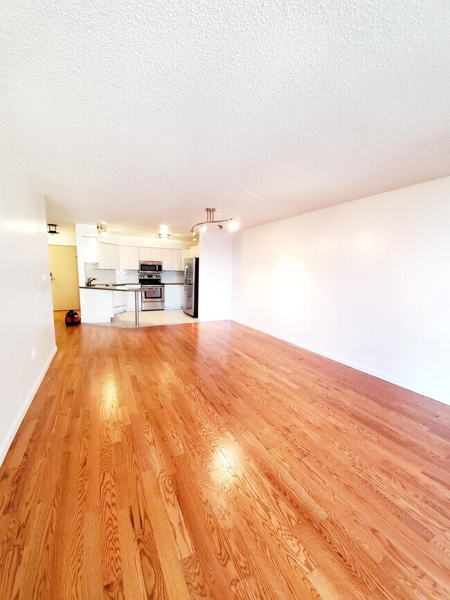 Photo - 1625 Larimer St