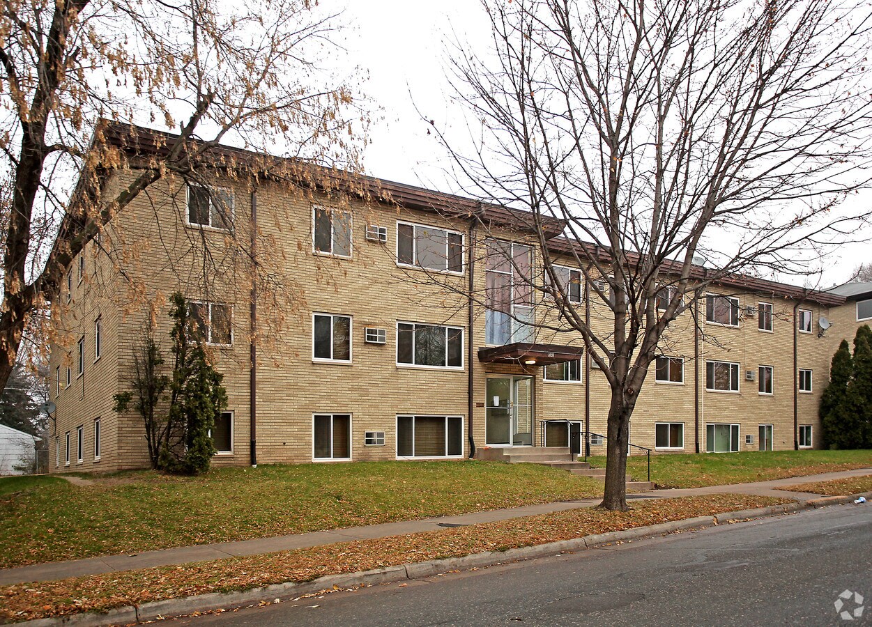 Photo - Minnehaha Apartments