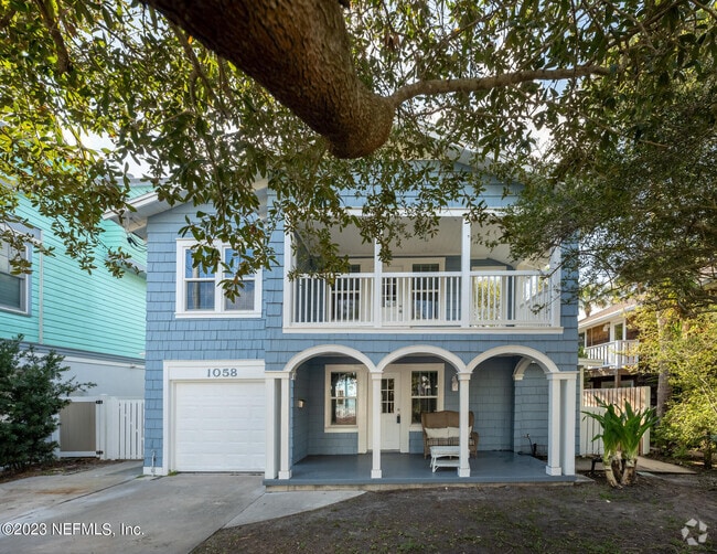Building Photo - 1058 Beach Ave Rental