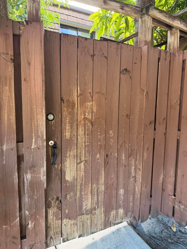 Photo - 1421 14th Ln