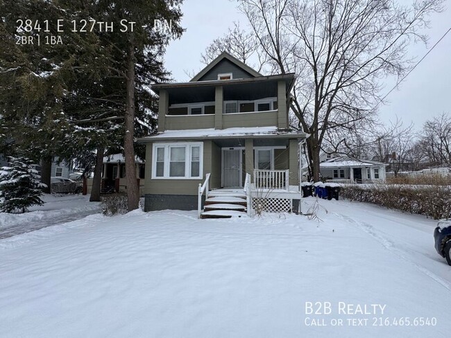 Building Photo - 2841 E 127th St Unit DN