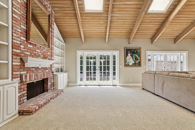 Photo - 4182 Silliman Dr