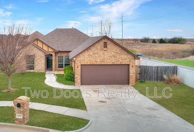 Building Photo - 19217 Grassmere Way