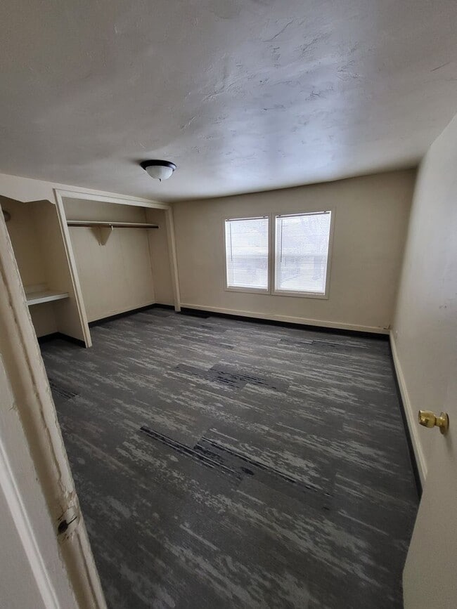 Photo - 207 N Irwin Ave Unit upper