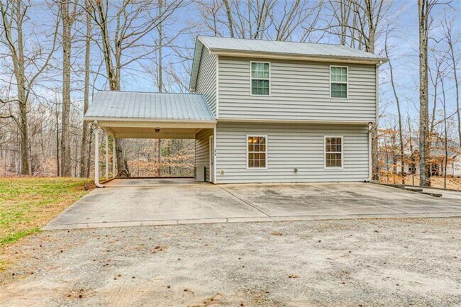 Photo - 2535 Hickory Rd