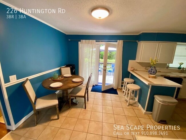 Photo - 226 Huntington Rd