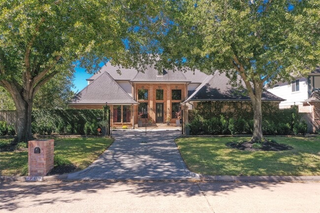 Photo - 1818 Brookchester Dr