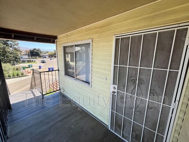 Building Photo - 880 Charles Ln Unit #3