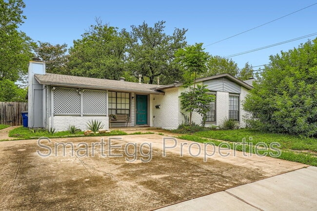 Building Photo - 1612 Broadmoor Dr Rental
