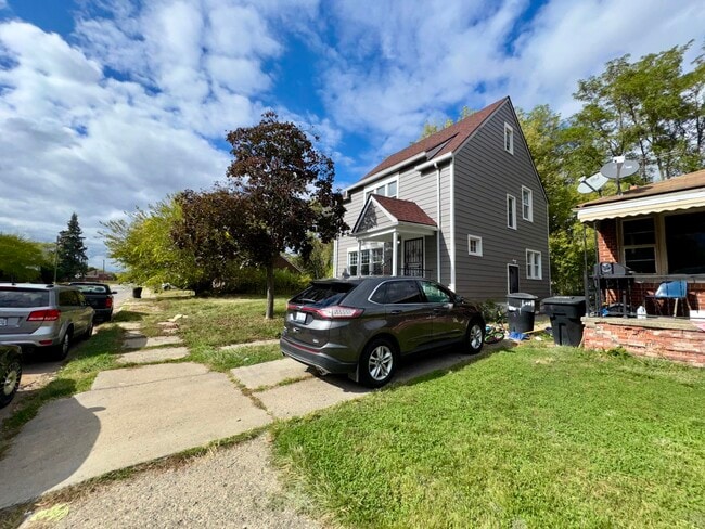 Photo - 14289 Linnhurst St