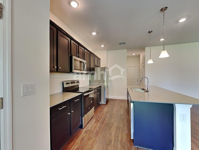 Photo - 27327 St Andrews Ave