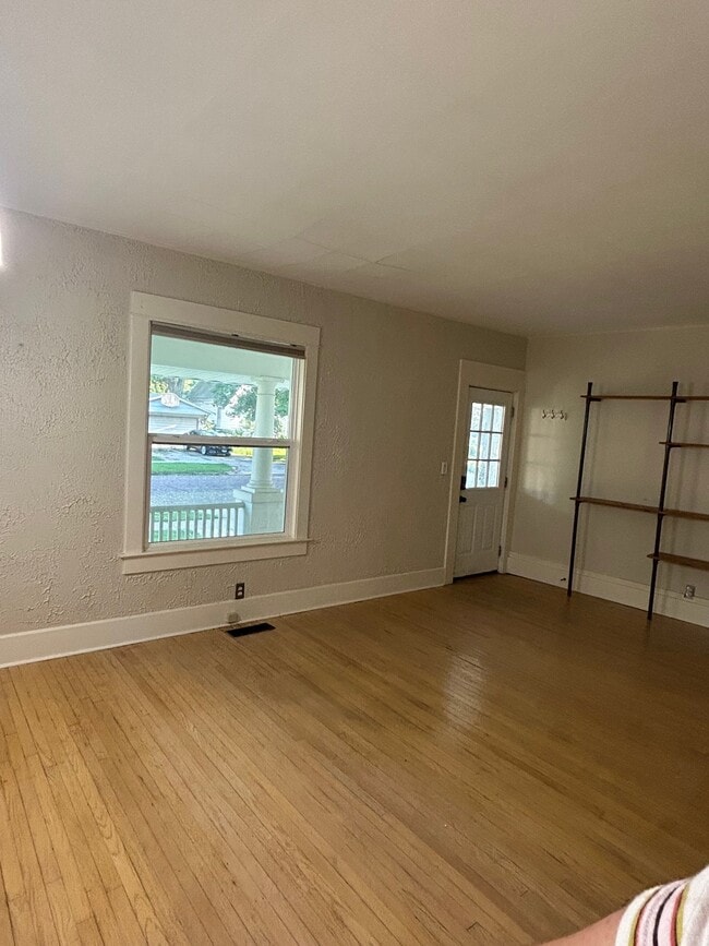 Photo - 1209 W Governor St