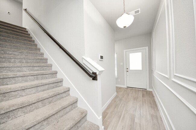 Photo - 21650 Wave Holw Dr