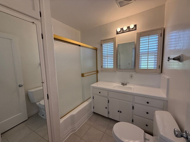 115 Irene St Unidad Front House