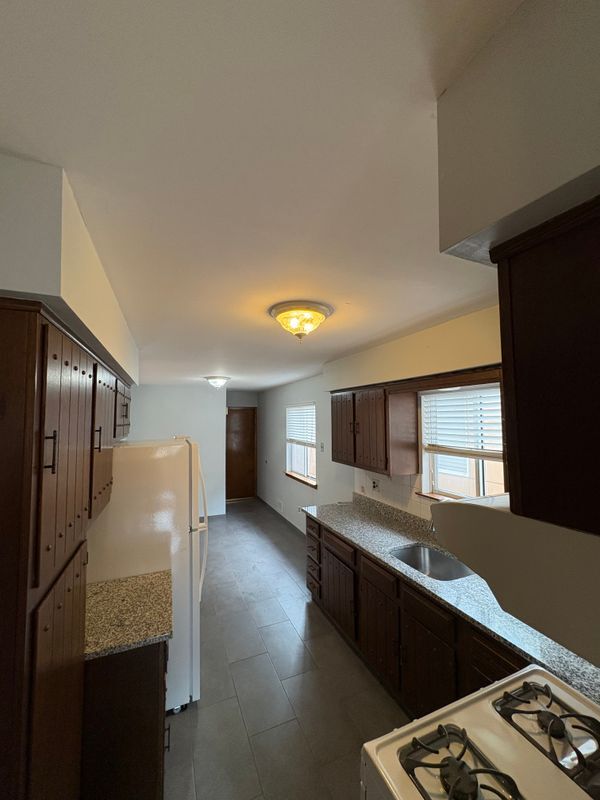 Photo - 608 Bergen St