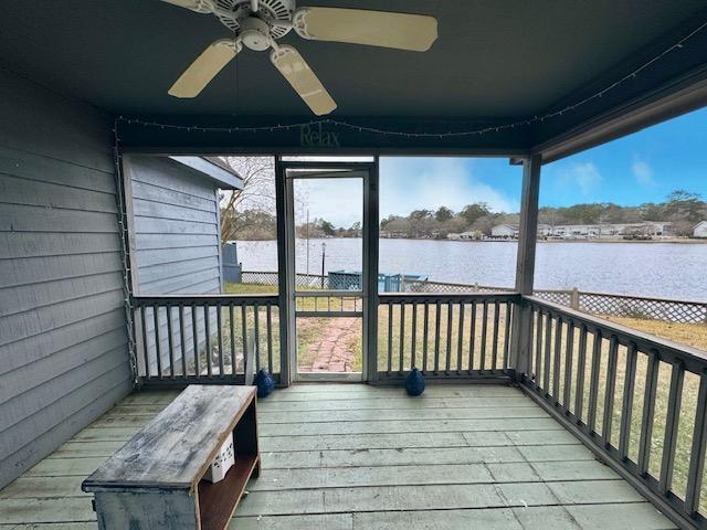 Photo - 124 Island Blvd