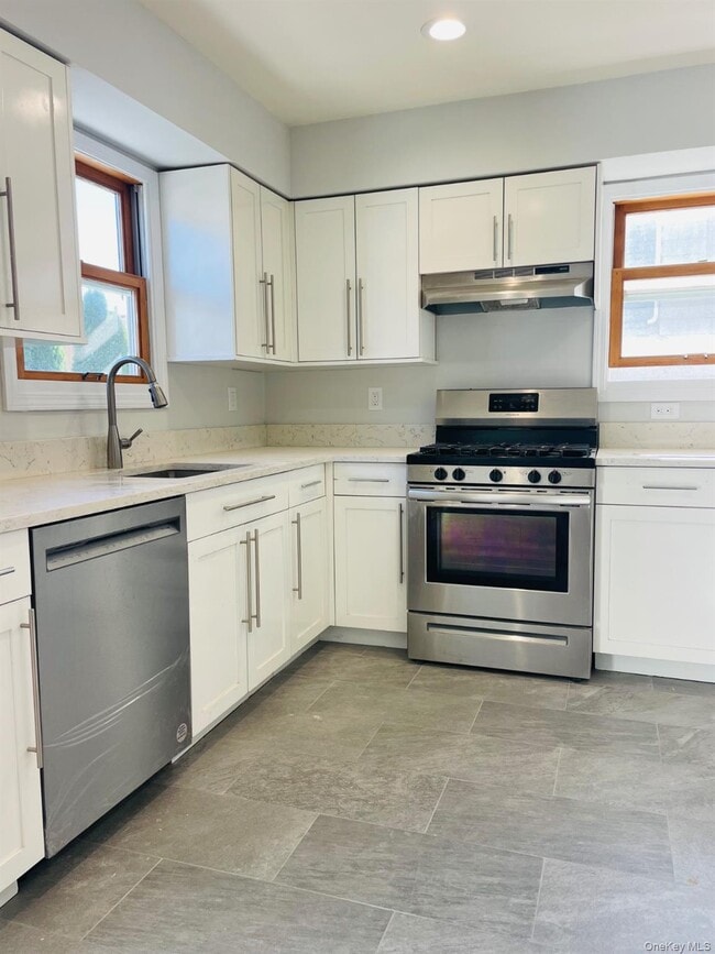 Photo - 16 Oldwood Rd S