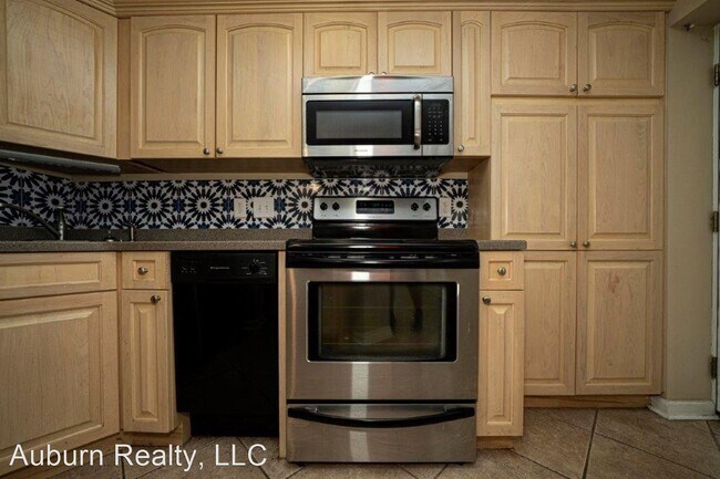 Photo - 2 br, 2 bath House - Brown Villas 375 Gene...