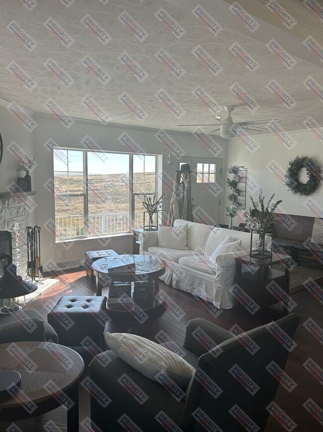 Photo - Stunning horse property on 40 acres!