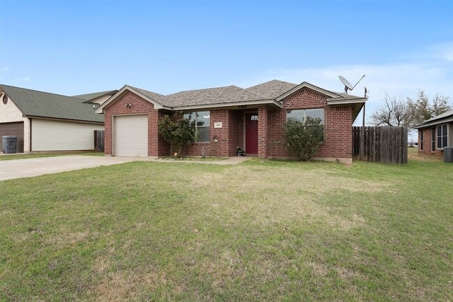 Photo - 608 Mesquite Dr