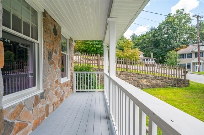 Photo - Beautifully Renovated 4 Bedroom 2.5 Bathroom Colonial