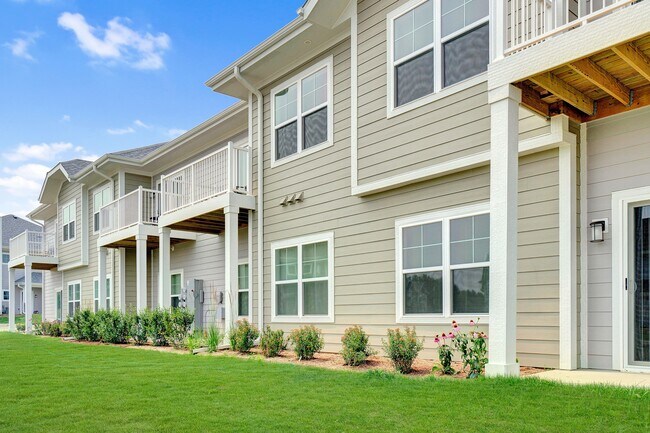 High Bluff Resident Building Exterior
