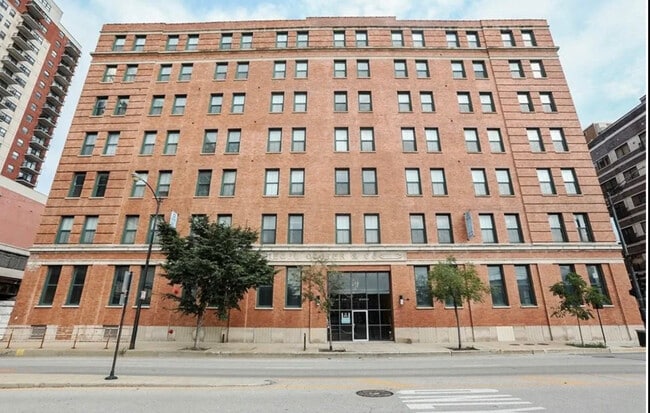 Building Photo - 1545 S State St Rental