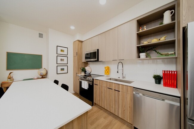 Building Photo - 7200 Chase Oaks Blvd Rental