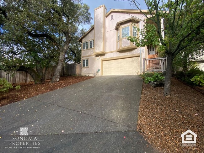 Building Photo - 4BD/3BA House in Agua Caliente!