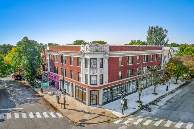 Building Photo - 3056 N Greenview Ave Unit 3 Rental