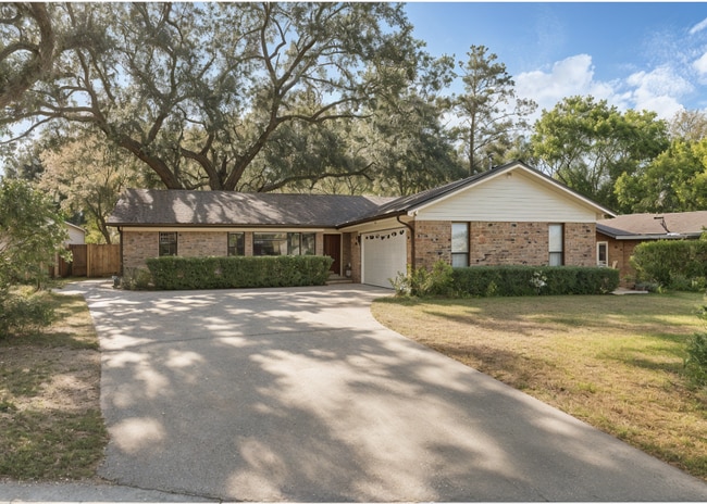 Building Photo - 5302 Hickson Rd Rental
