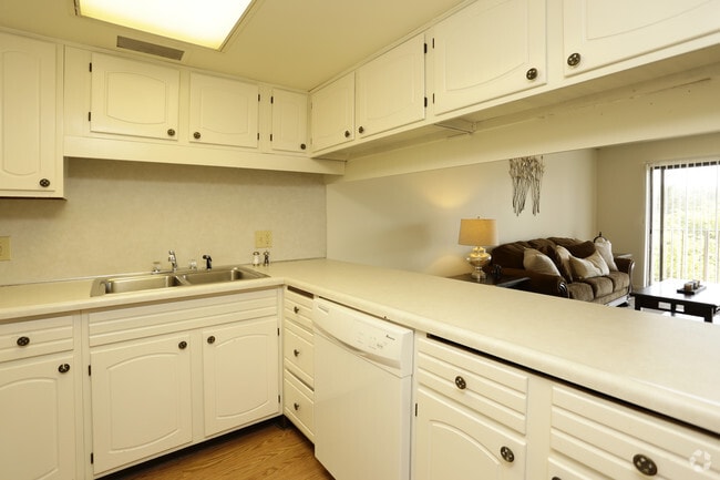 Viewpointe Apartments