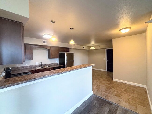 Photo - 1427 Genesis Dr