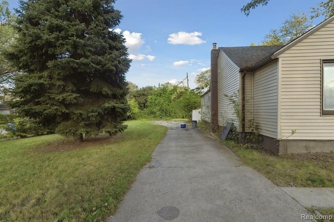 Photo - 5315 Edgewood St