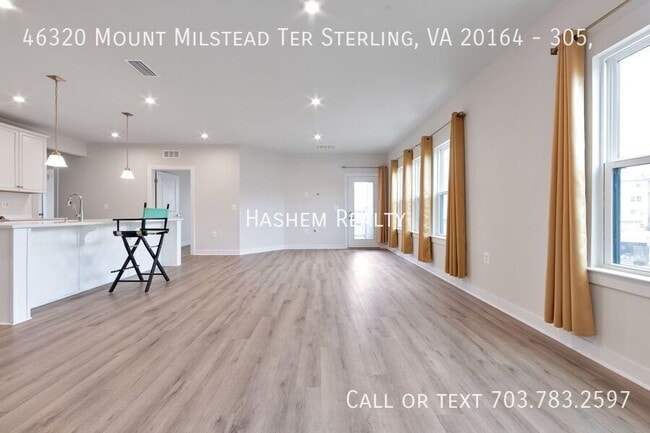 Photo - 46320 Mount Milstead Ter