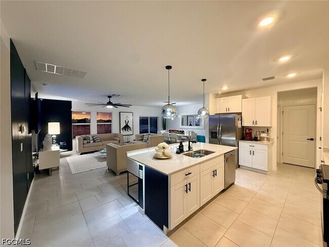 Photo - 17645 Paradiso Wy