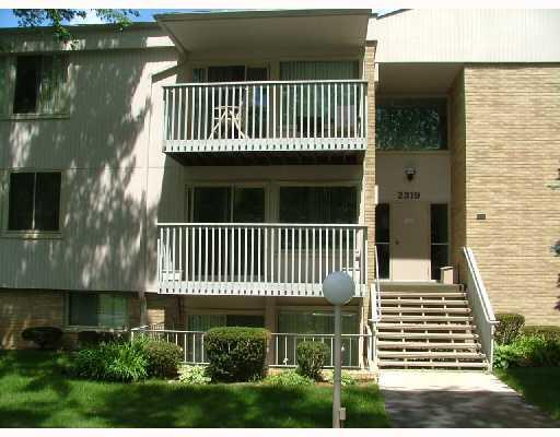 Building Photo - 2319 Packard St Unit B106