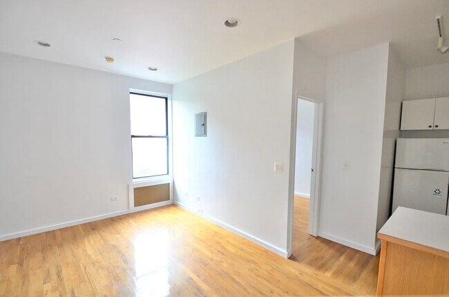 Photo - 500 W 148th St Unidad 2G